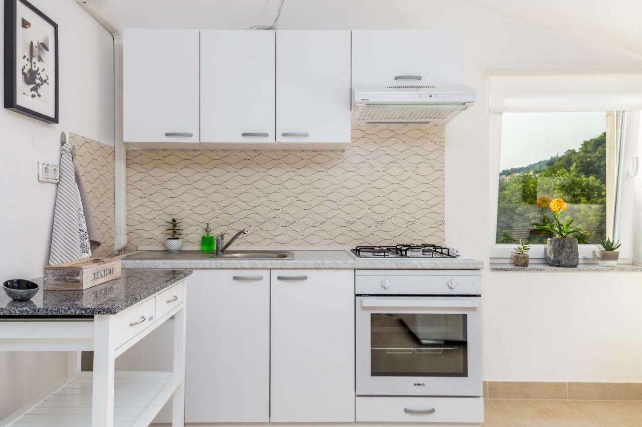 Apartamento Julija Dramalj Exterior foto