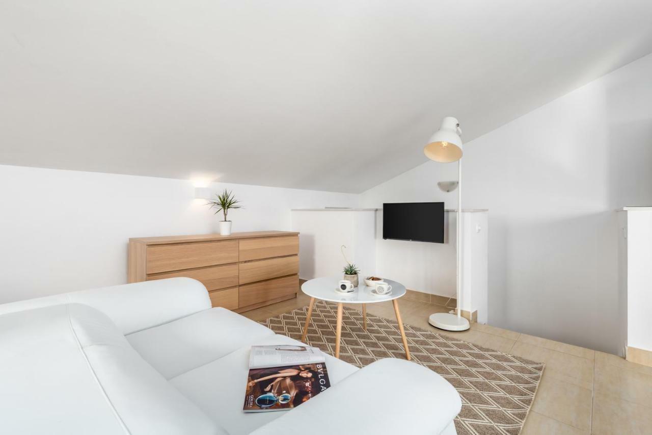 Apartamento Julija Dramalj Exterior foto