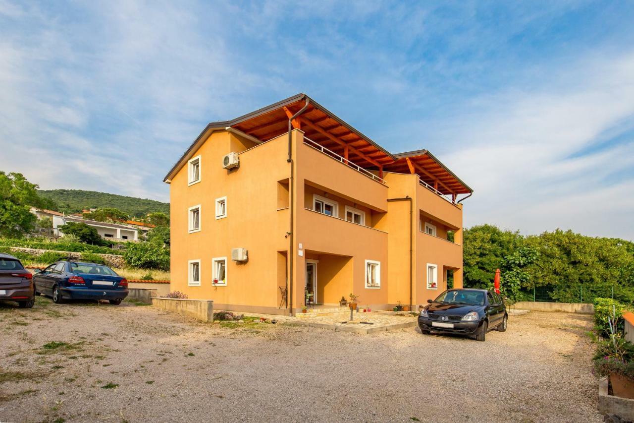 Apartamento Julija Dramalj Exterior foto